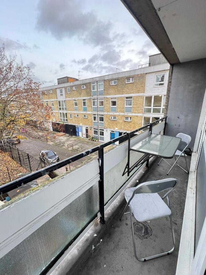 Entire 3 Bedroom Luxury Apartment In London With Private Balcony エクステリア 写真