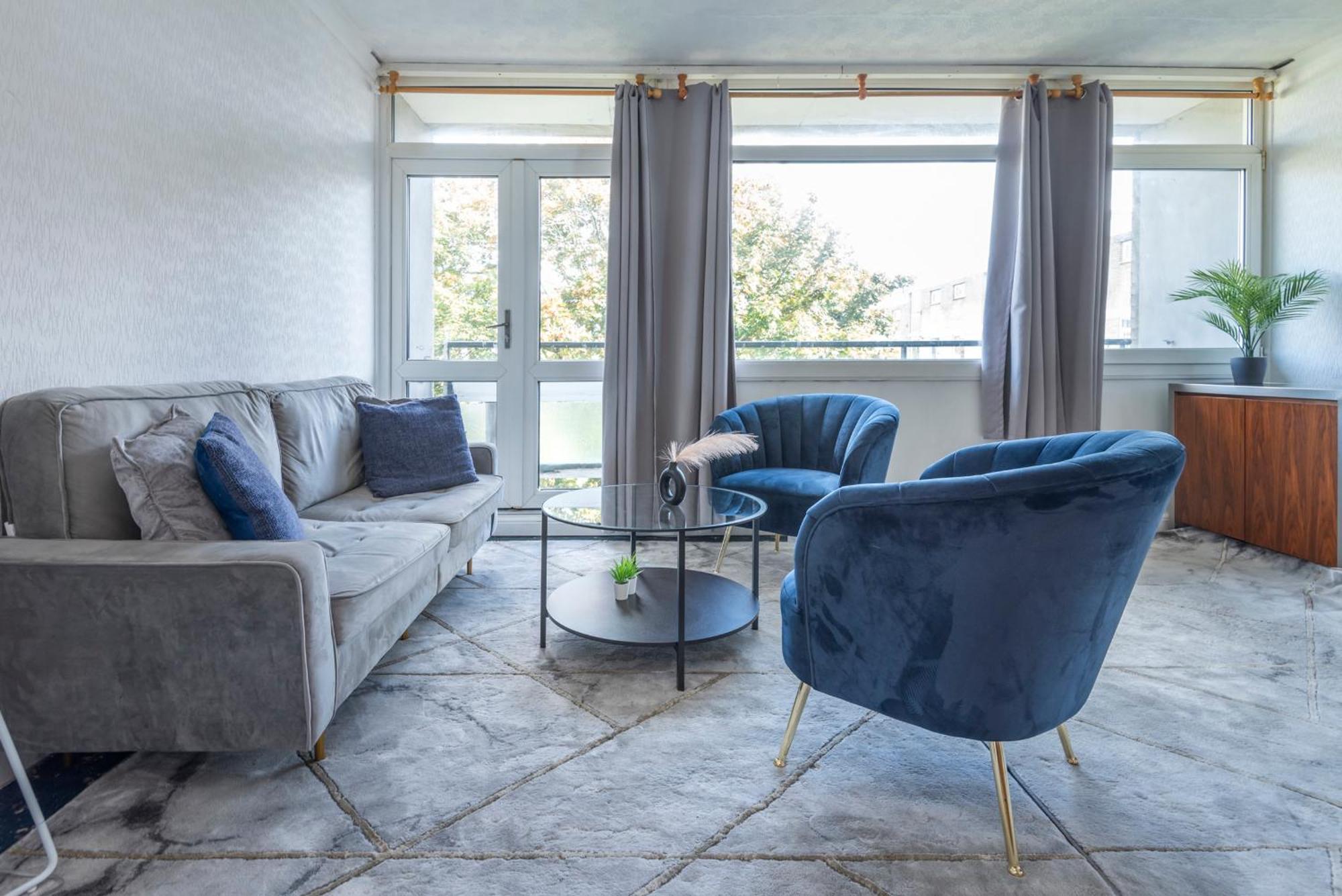 Entire 3 Bedroom Luxury Apartment In London With Private Balcony エクステリア 写真